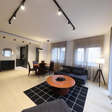 Modern Apartment In The Heart Of Belgrad Exterior foto