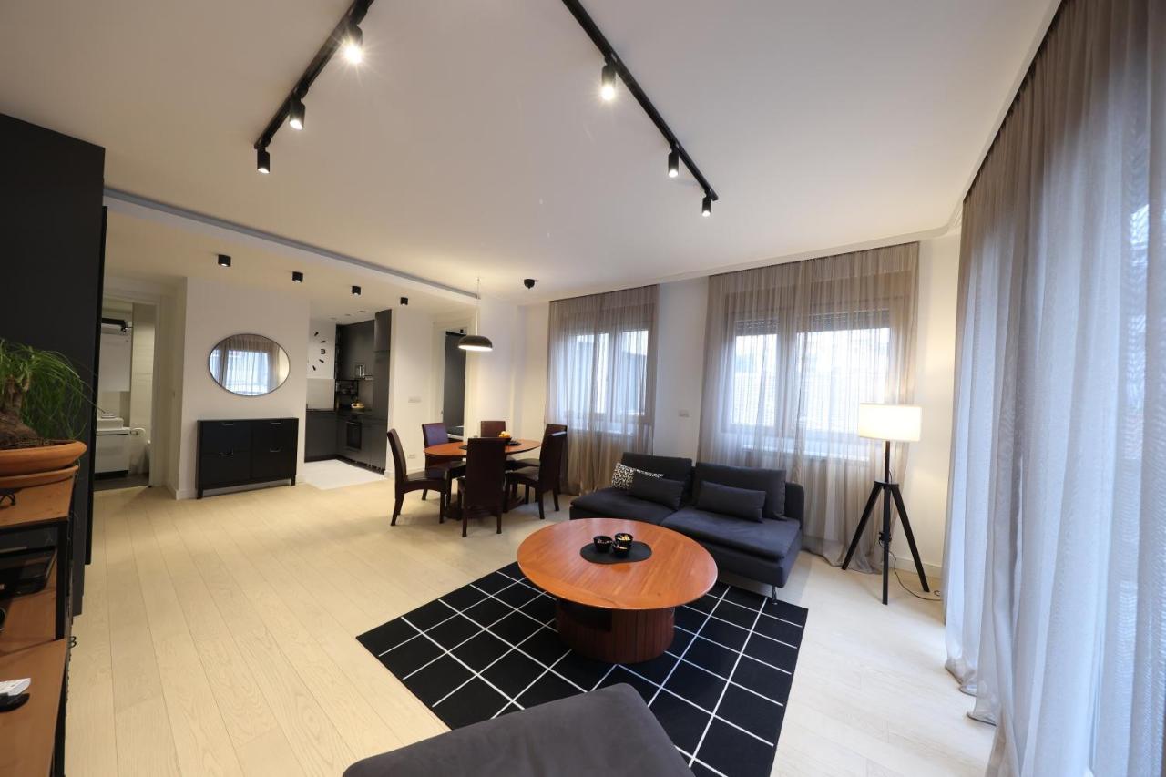 Modern Apartment In The Heart Of Belgrad Exterior foto
