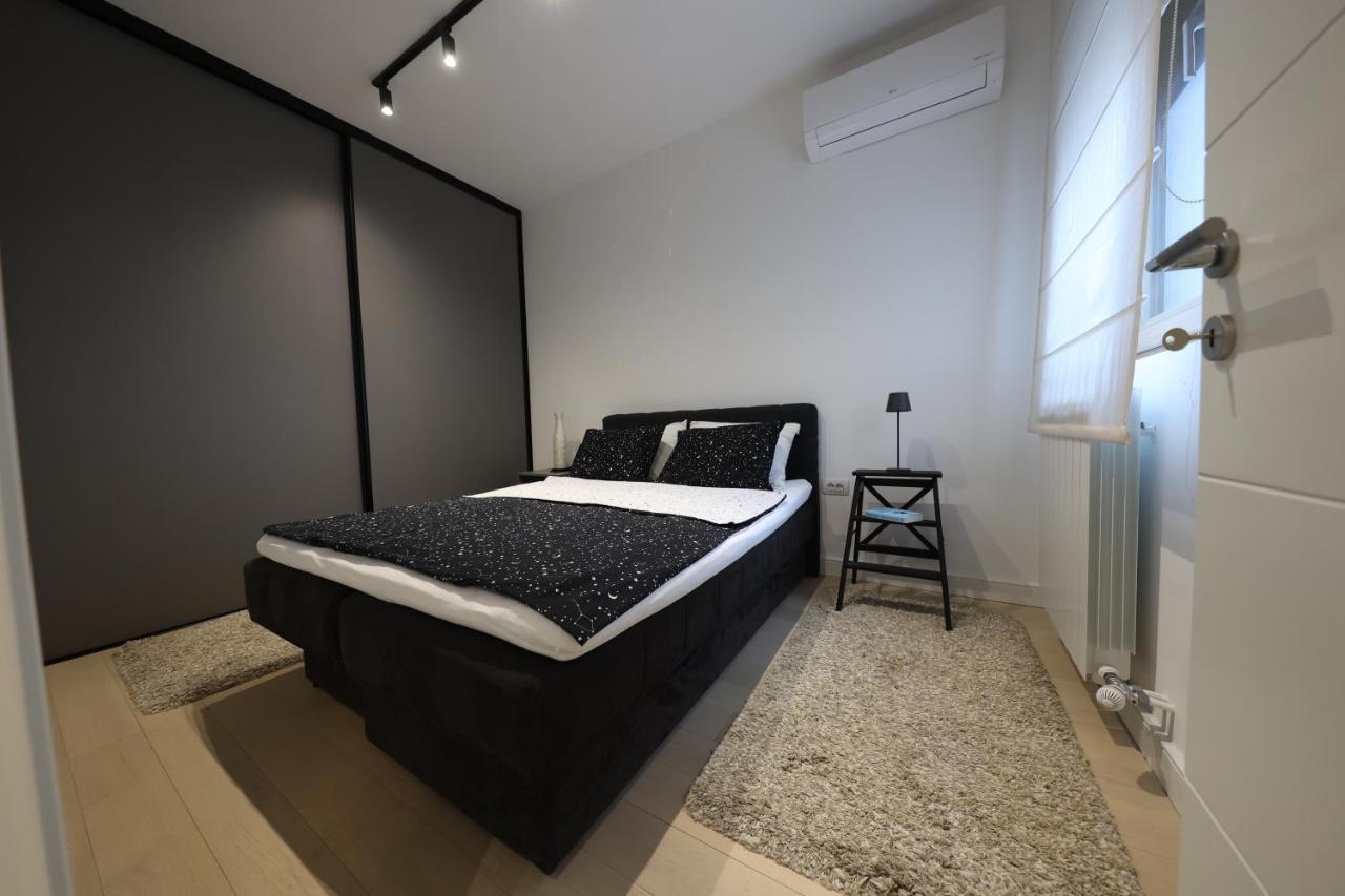 Modern Apartment In The Heart Of Belgrad Exterior foto