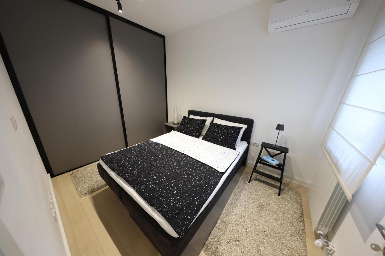 Modern Apartment In The Heart Of Belgrad Exterior foto