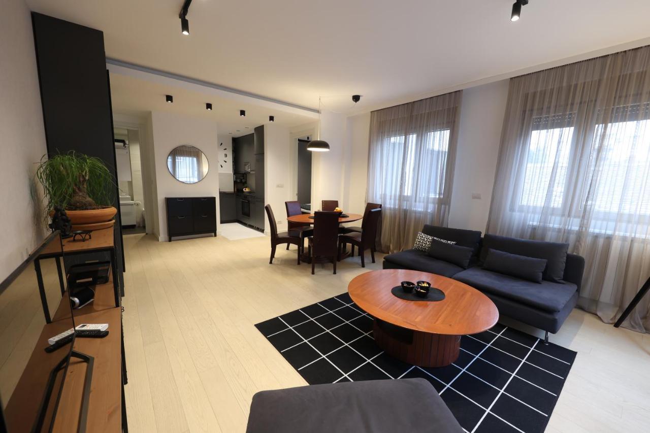 Modern Apartment In The Heart Of Belgrad Exterior foto