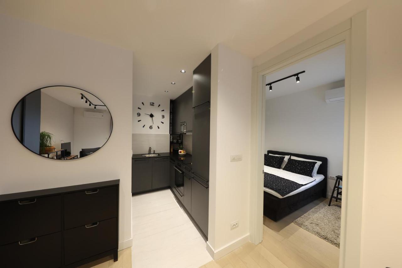 Modern Apartment In The Heart Of Belgrad Exterior foto